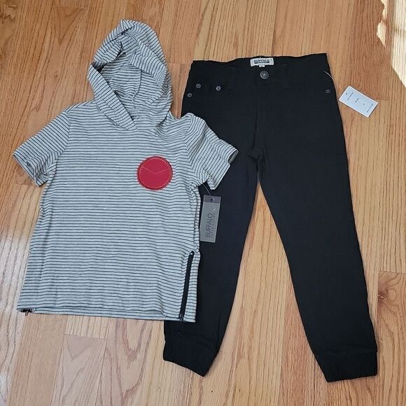 New Buffalo David Bitton 2 Piece Outfit ~ Hooded Knit Top & Jogger Jeans Size 6 - Picture 1 of 7
